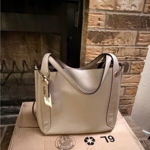 Coach Harmony Hobo 1941 NWT